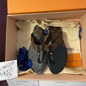 Louis Vuitton Sunny Flat Thong SZ 38.5